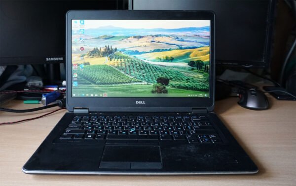 Dell e7740