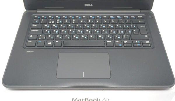 Dell Latitude 3380 - obrazek 3