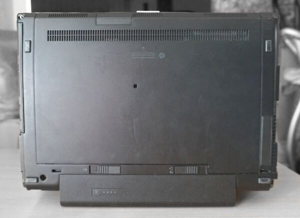 HP 640 g2 - obrazek 2